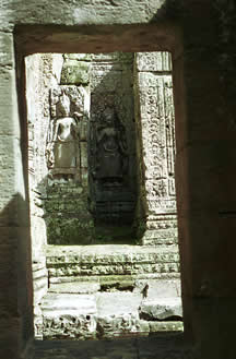 the aspara bas relief at angkor monuments